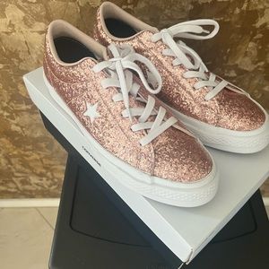 Rose gold glitter Converse